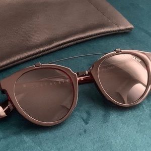 Quay Sunglasses - black, double nose bridge